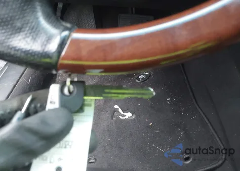 2010 Acura Rl 3.7 z USA, uszkodzony, nr VIN JH4KB2F67AC000893